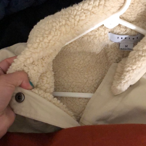 cropped jacket - Picture 4 of 4